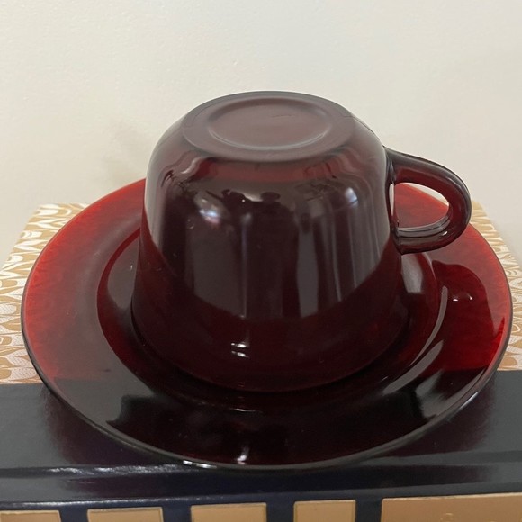 Vintage Anchor Hocking Royal Ruby Red Glass Tea Coffee Cup Mug and Saucer - Picture 3 of 11